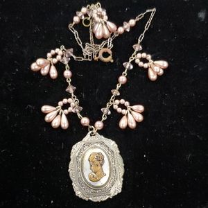 Early art Deco cameo pendant necklace SP4